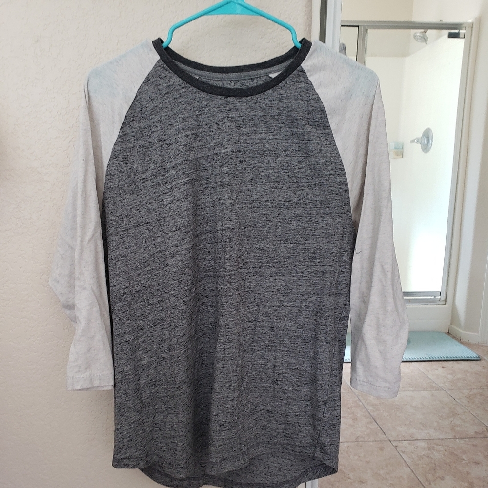 Baseball tee.